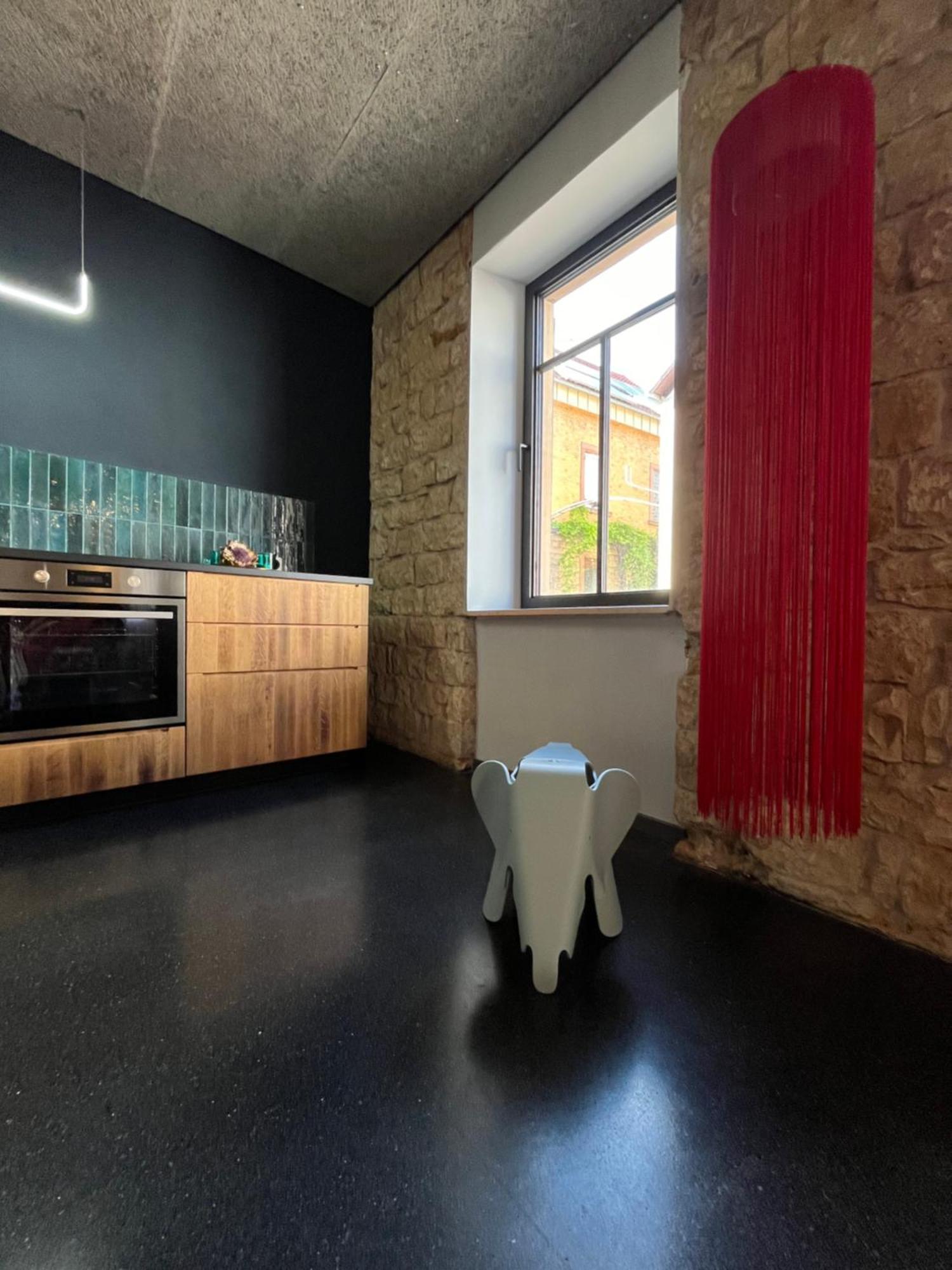 Momai 1891- Moderne Ferienwohnung ไมคัมเมอร์ ภายนอก รูปภาพ