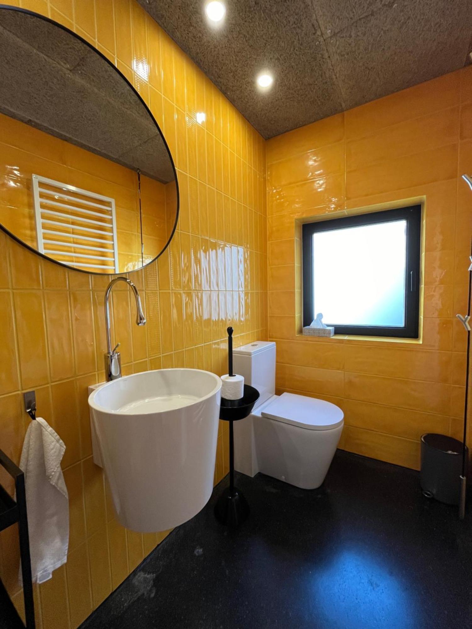 Momai 1891- Moderne Ferienwohnung ไมคัมเมอร์ ภายนอก รูปภาพ